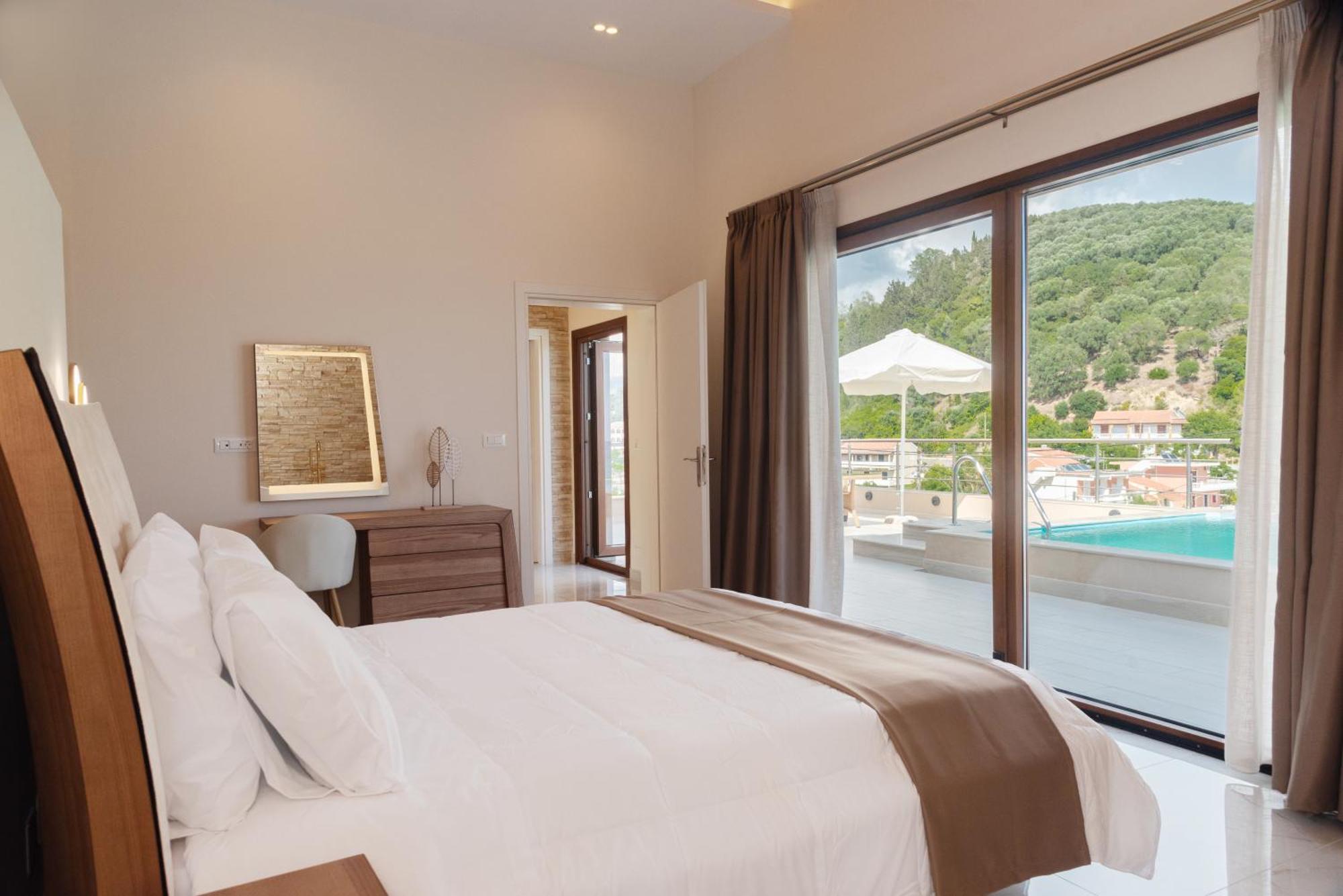 Villa Vasillis-heated Swimming Pool With Infinity View Vitaládes