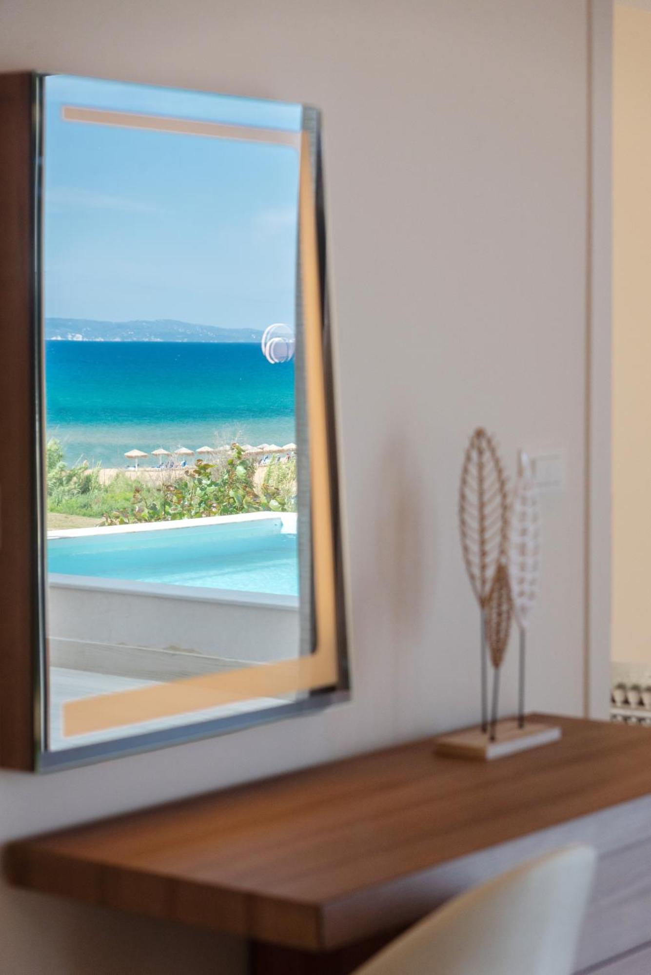 Villa Vasillis-heated Swimming Pool With Infinity View *
